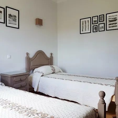 Casa Praia Mar, - Beachfront Jacaranda * Lagos