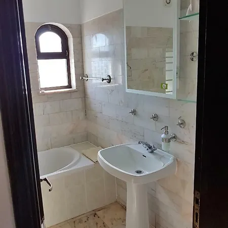 Casa Praia Mar, - Beachfront Jacaranda *